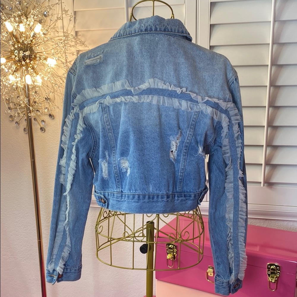 Cropped Ruffle-Trim Distressed Denim Jacket - Picture 2 of 6